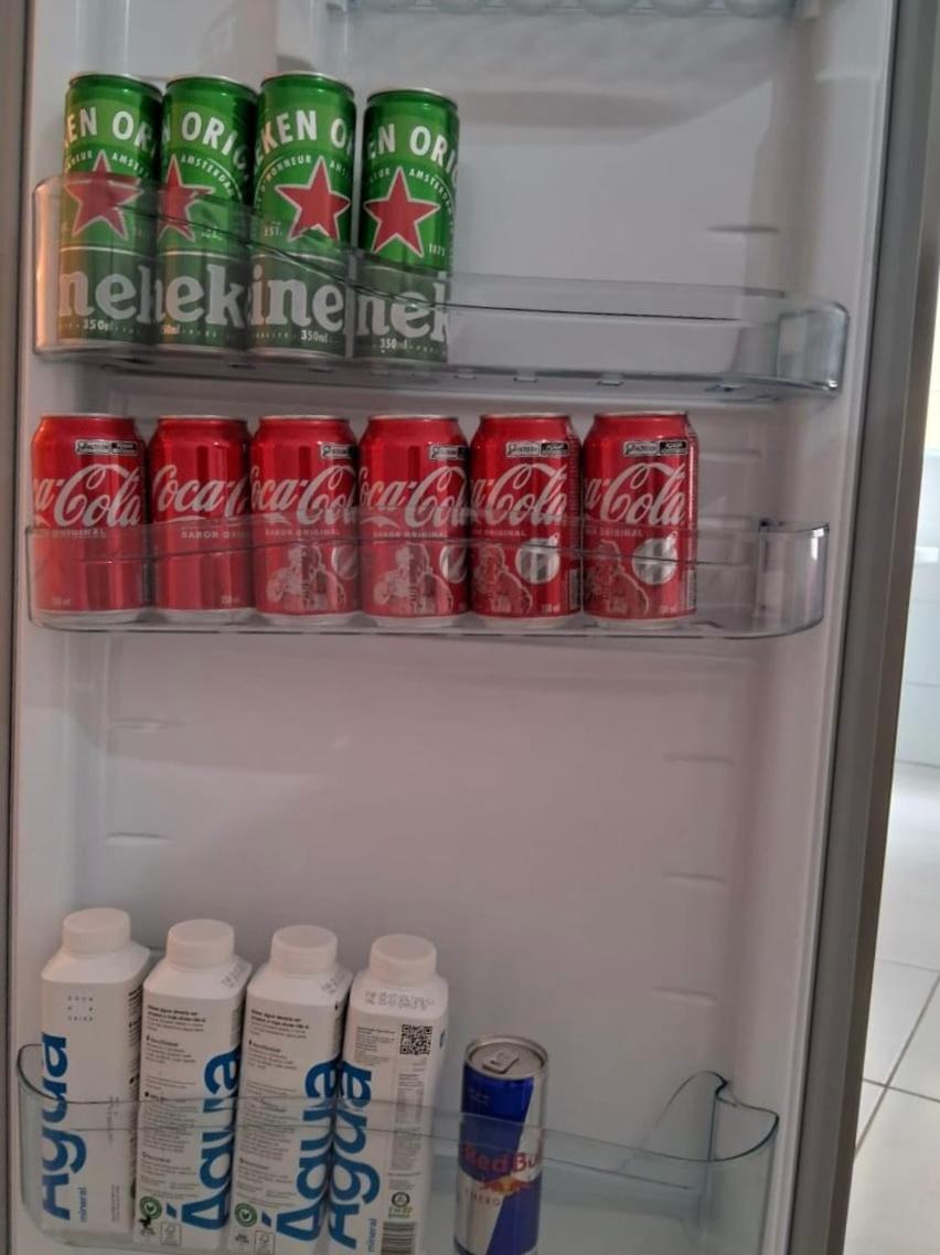 Bem No Centro, Cozinha Completa, Varanda E Garagem Poços de Caldas Buitenkant foto